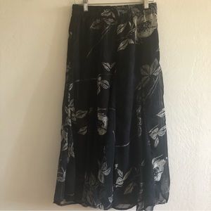 Cirana long size medium skirt with lining